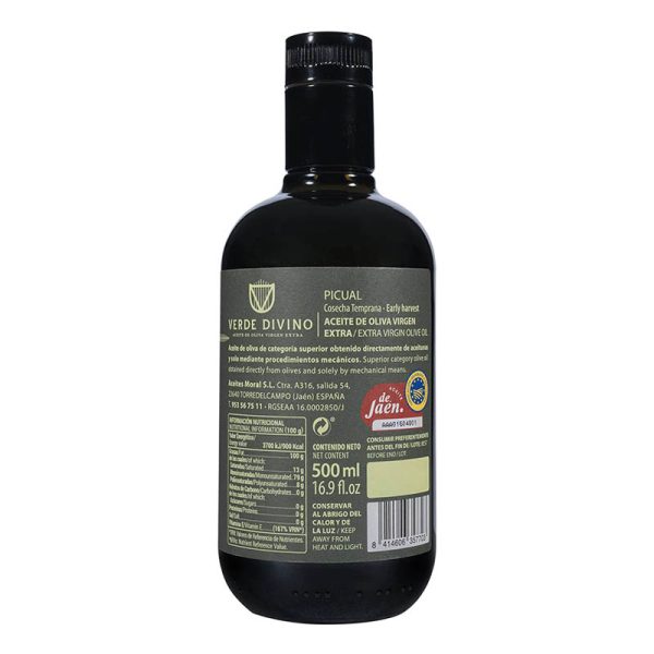 Aceite de Oliva Virgen Extra de variedad Picual, de Jaén, la región con la mayor extensión de olivos del mundo. De recolección temprana que le da un sabor único y un color verde esmeralda espectacular. Una auténtica joya culinaria.